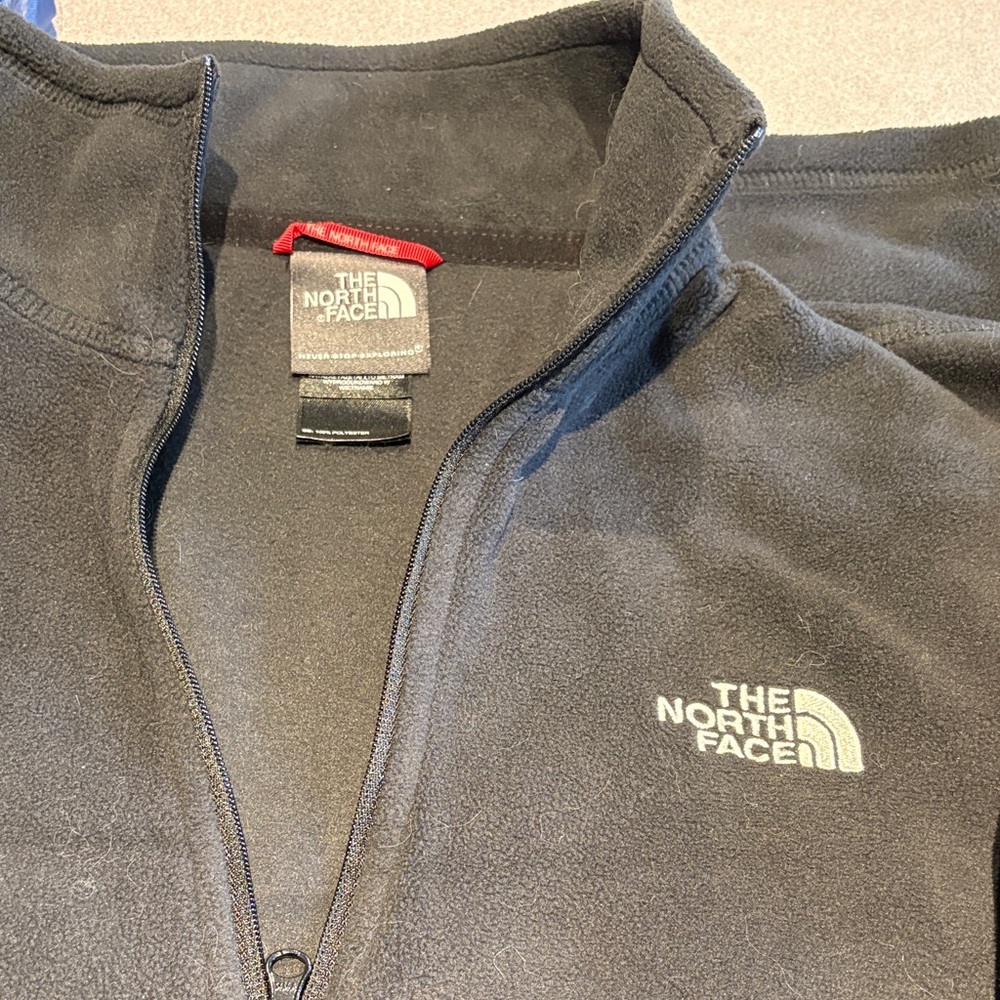 The North Face Black Quarter Zip fleece NWoT